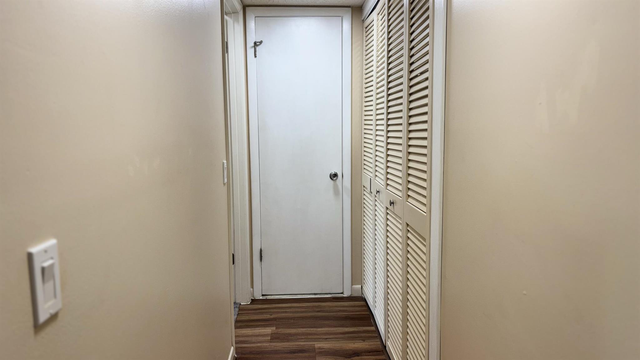 FOUNTAINS OF PALM BEACH C - Residential Lease