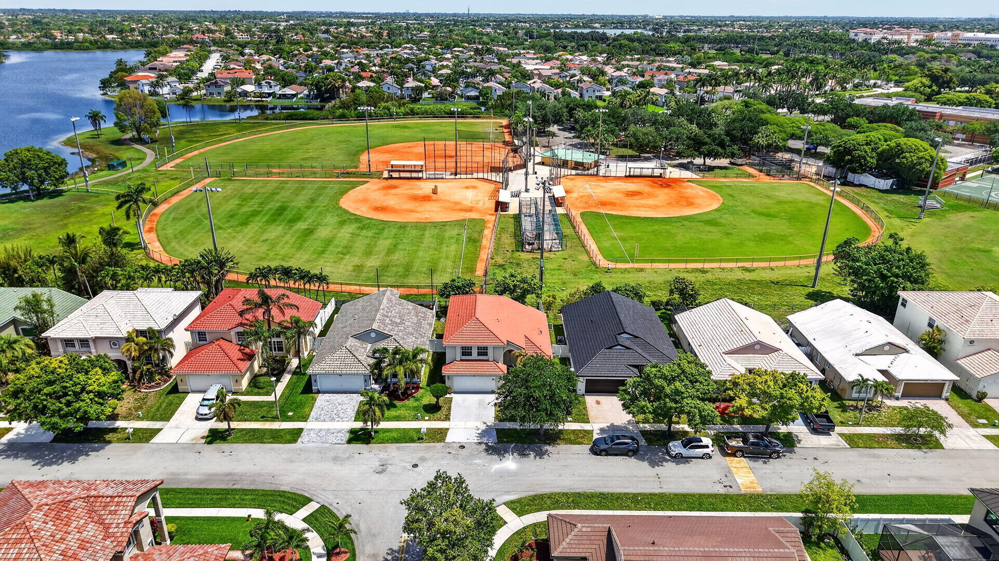 SILVER LAKES PHASE III REPLAT - Residential