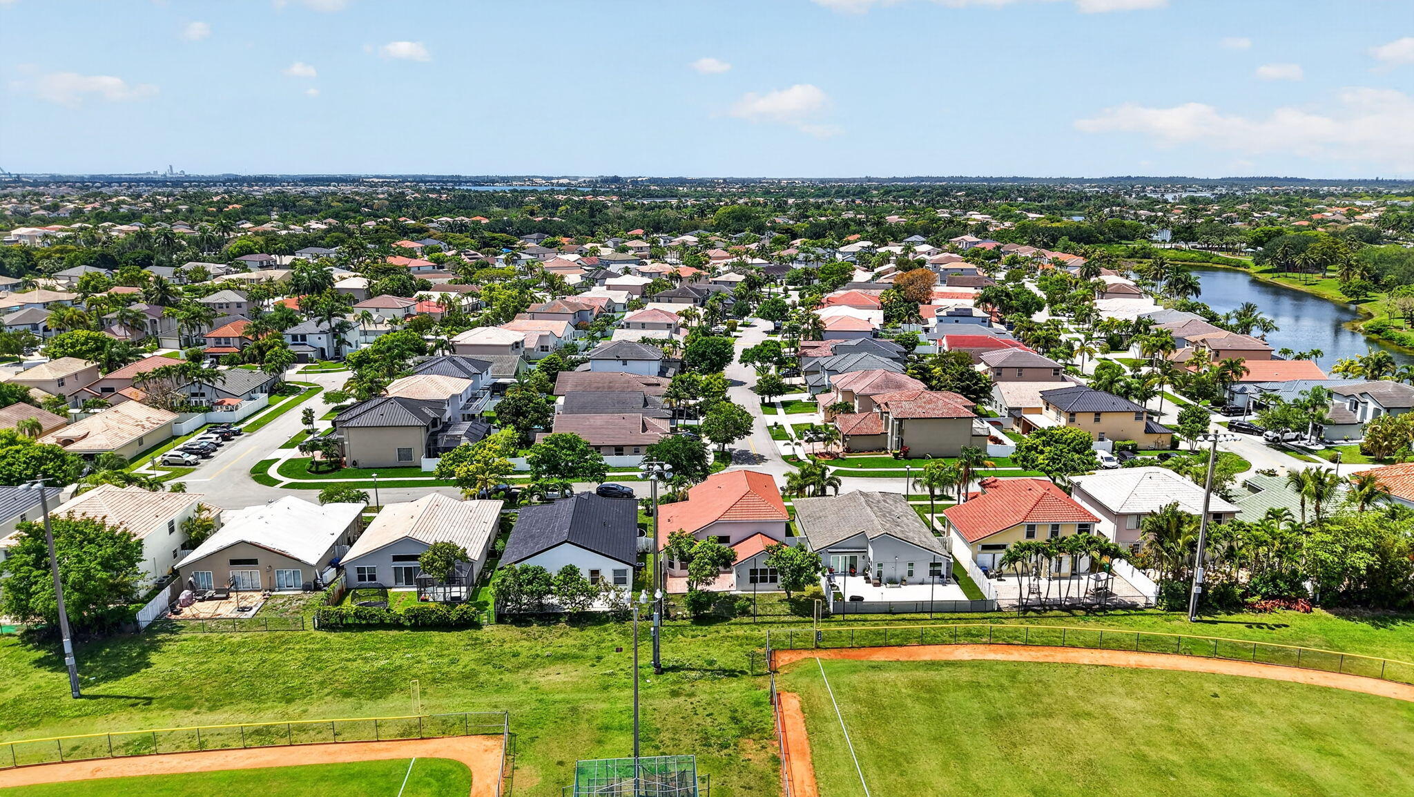 SILVER LAKES PHASE III REPLAT - Residential