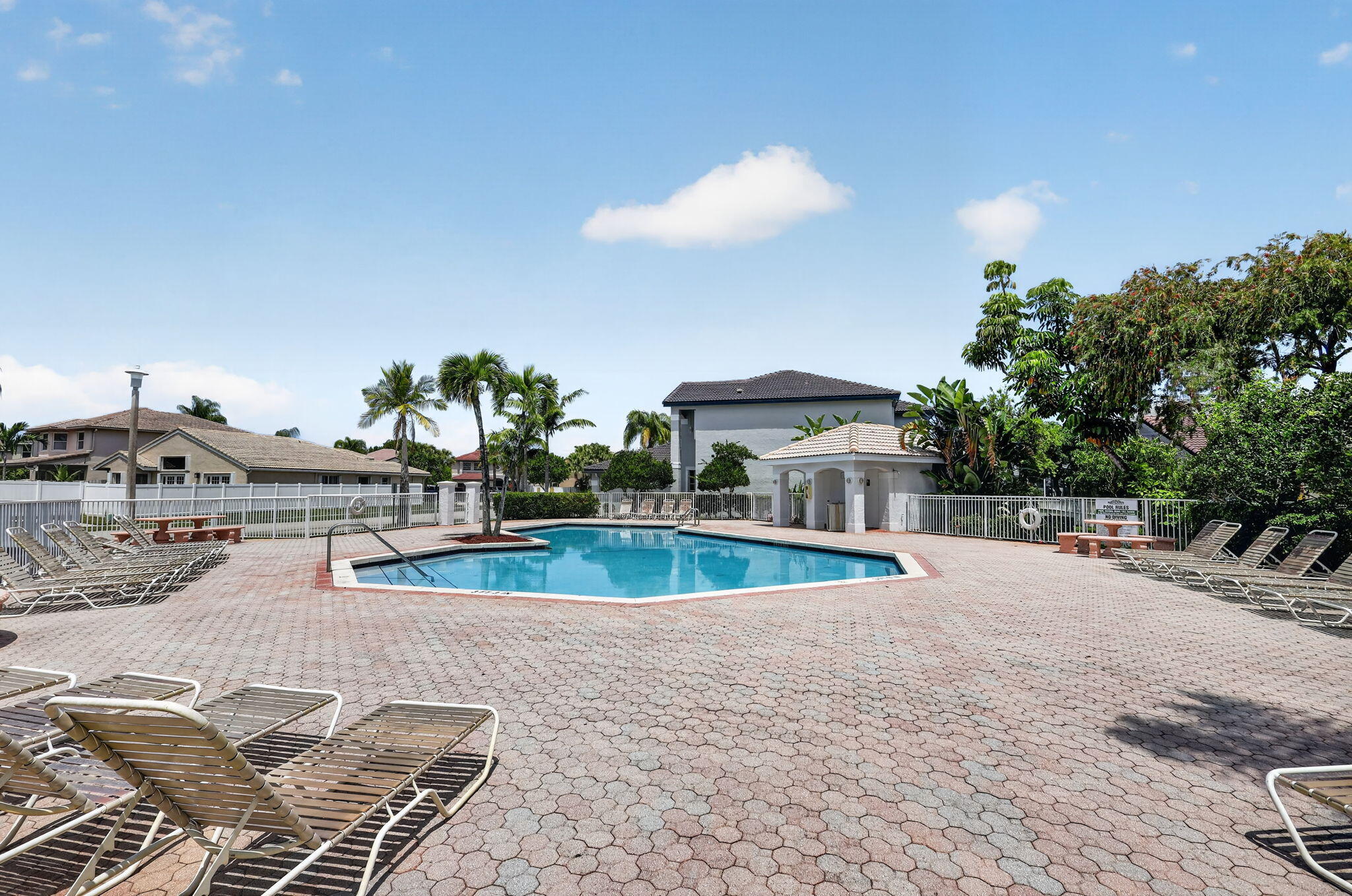 SILVER LAKES PHASE III REPLAT - Residential
