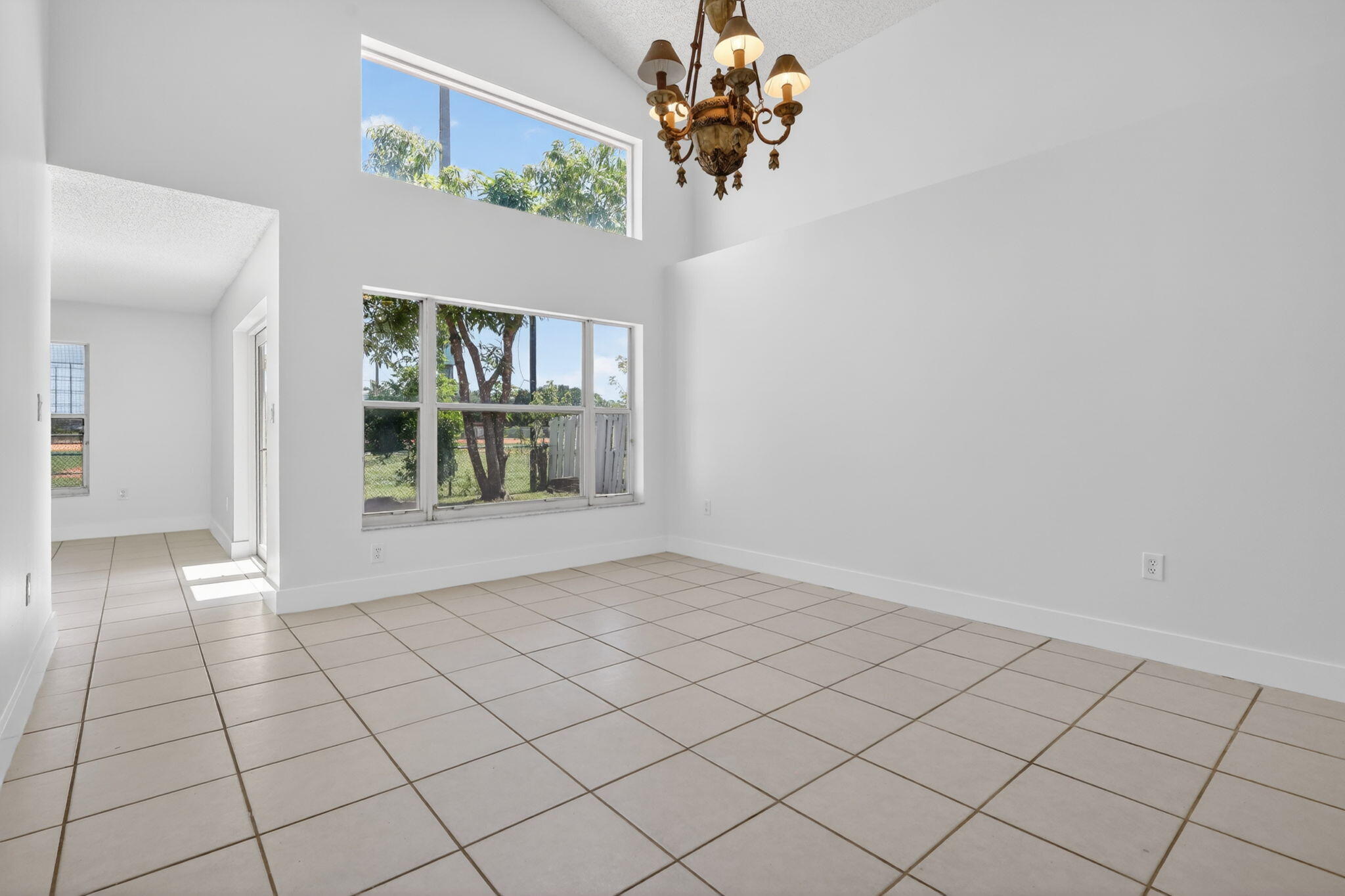 SILVER LAKES PHASE III REPLAT - Residential