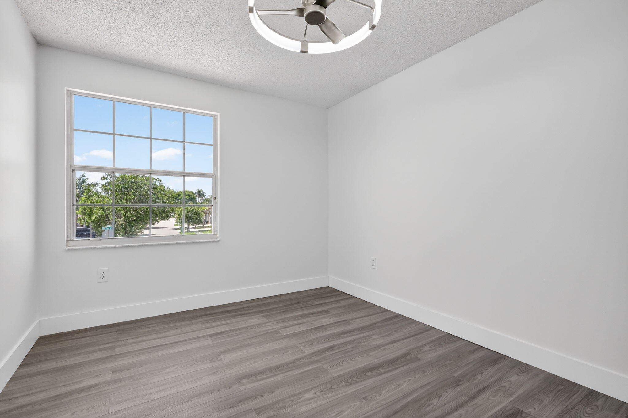 SILVER LAKES PHASE III REPLAT - Residential