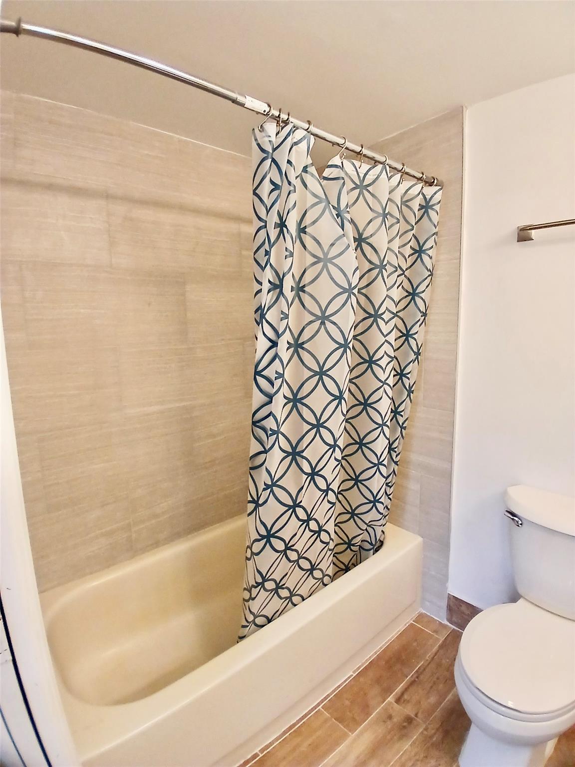 Wellesley Park Condo 01 - Residential Lease