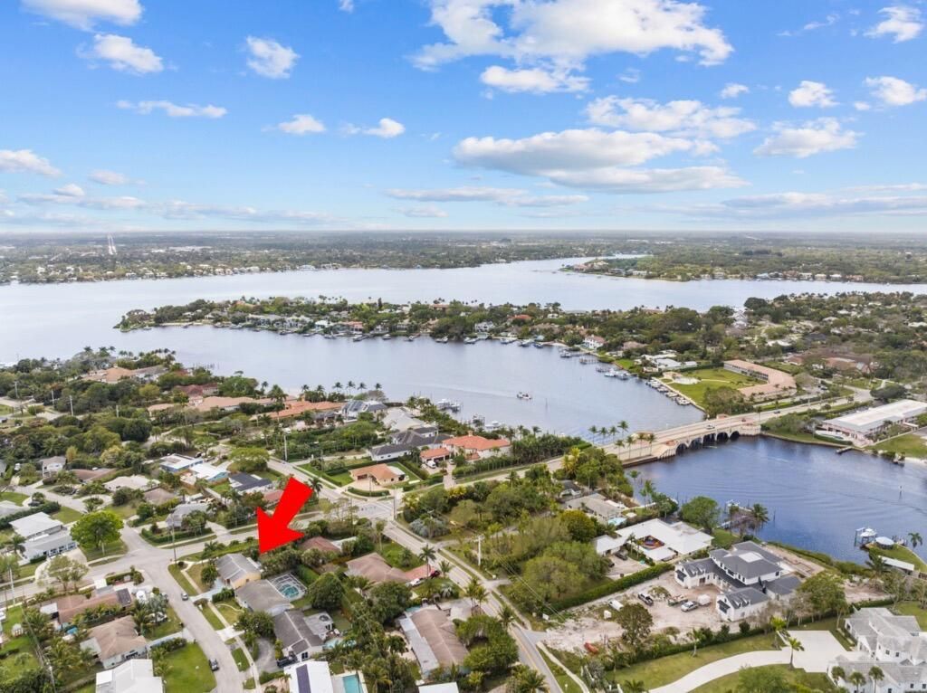 Photo of 506 N Dover Road, Tequesta, FL 33469 (MLS # R10965014)