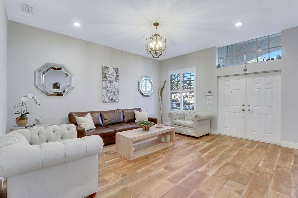 Photo of 561 N Cypress Drive, Tequesta, FL 33469 (MLS # R10955182)