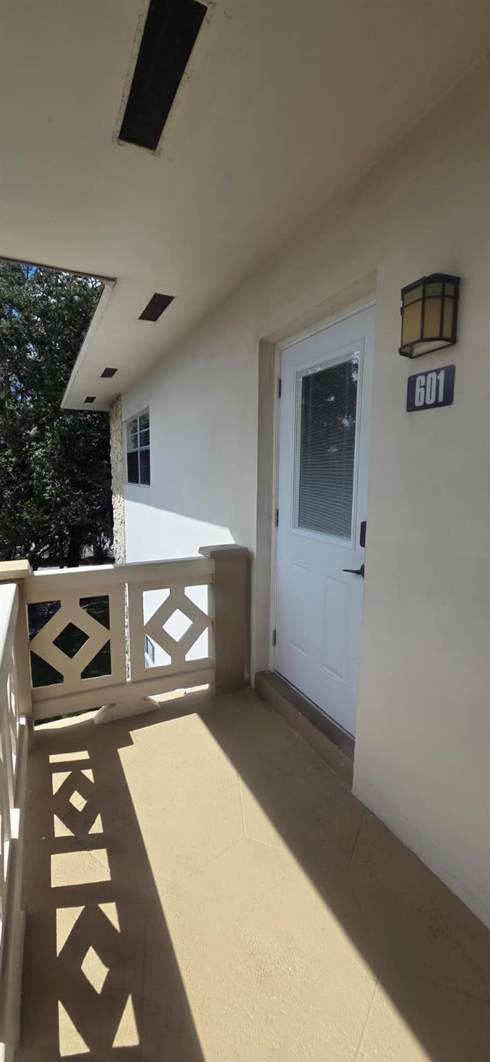 HAWAIIAN GARDENS GLADIOLA - Residential