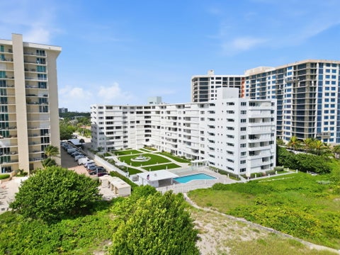 Tiny photo for 1850 S OCEAN Boulevard #505, Lauderdale By The Sea, FL 33062 (MLS # B26086800)