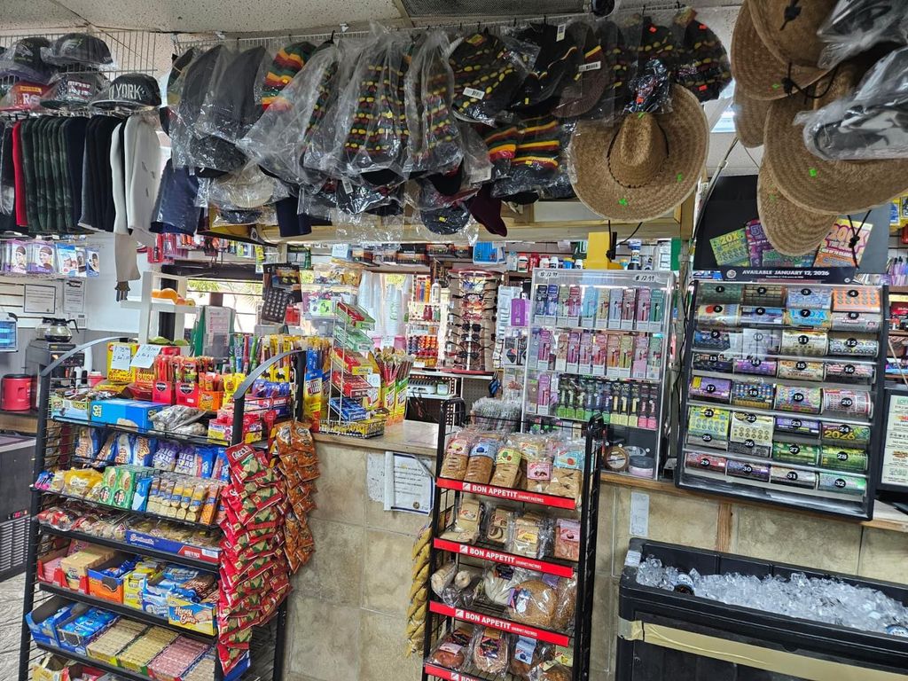 Photo of 1 SW 1st Terrace, Deerfield Beach, FL 33441 (MLS # F10549578)