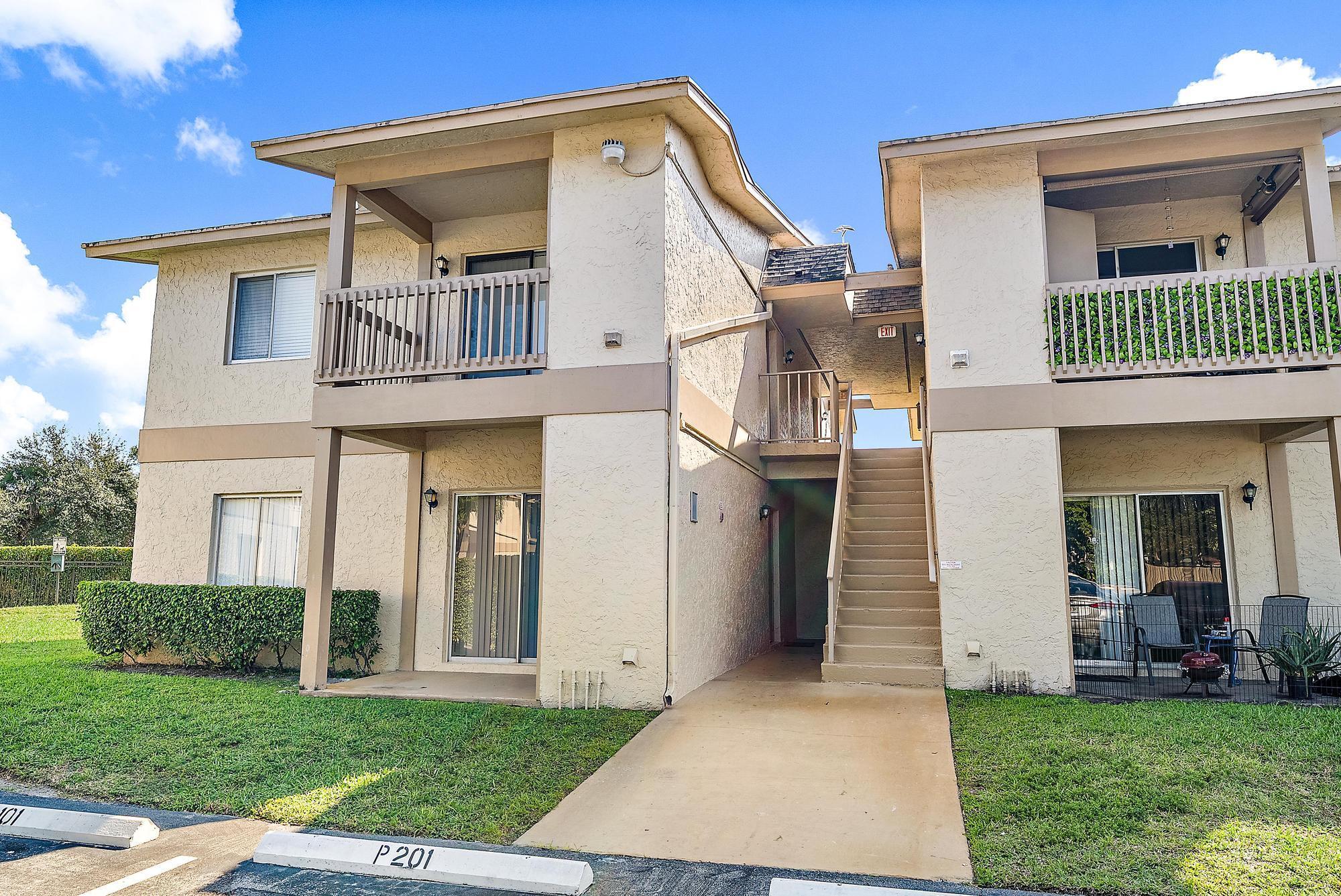 ABBEY PARK GARDENS I COND - Residential Lease