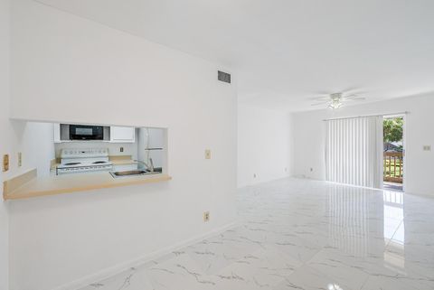 View photos, virtual tours, details... 1854 Abbey Road 202 West Palm Beach FL 33415