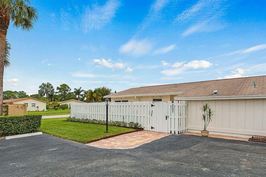 Photo of 207 Sims Creek Drive, Jupiter, FL 33458 (MLS # R10745044)