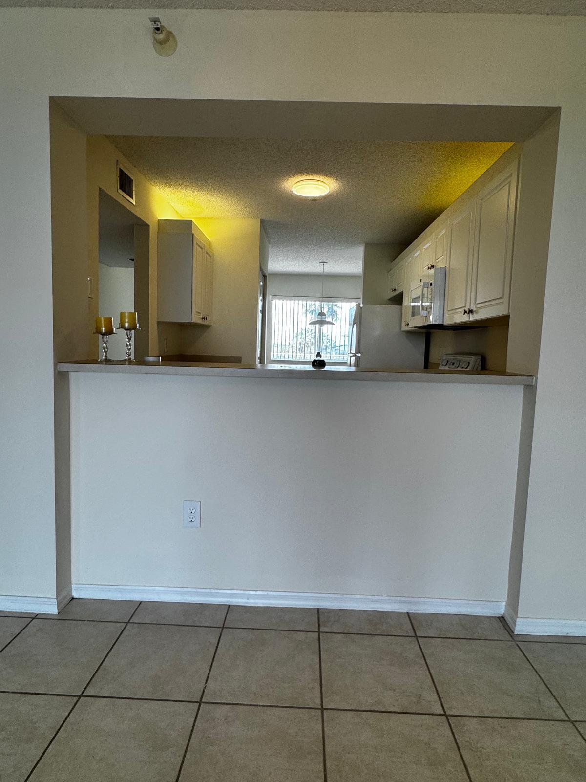 SOUTHAMPTON CONDOMINIUM I - Residential