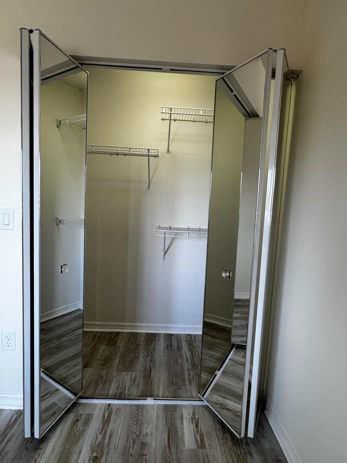 SOUTHAMPTON CONDOMINIUM I - Residential