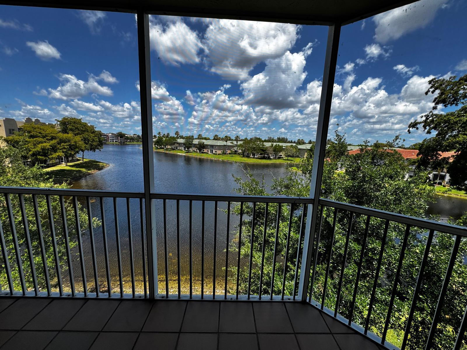 SOUTHAMPTON CONDOMINIUM I - Residential