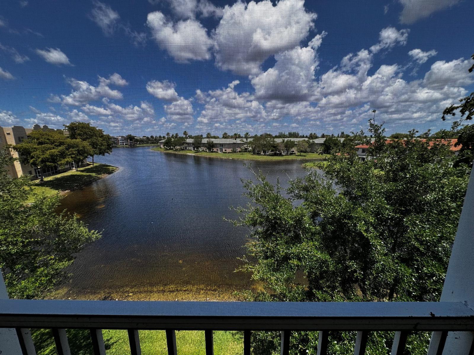 SOUTHAMPTON CONDOMINIUM I - Residential