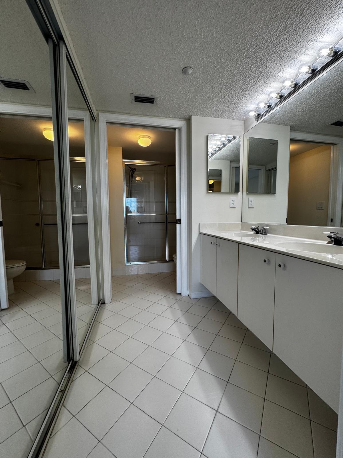 SOUTHAMPTON CONDOMINIUM I - Residential