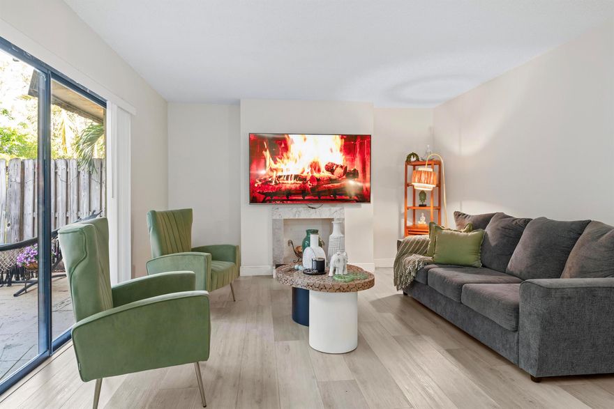 Beautifully Updated 2-Bedroom, 2-Bath Townhouse with Spacious Fenced Patio
Discover this charming, updated townhouse just 10 minutes from downtown West Palm Beach! Featuring a newer AC unit and modern flooring, this home offers comfort and style. The large fenced-in patio/backyard is perfect for outdoor entertaining or relaxing in privacy. 
NEW Roof will be installed prior to closing.

With no rental restrictions, this property is a fantastic investment opportunity or an ideal starter home for a small family. Don't miss out on this gem in a prime location!