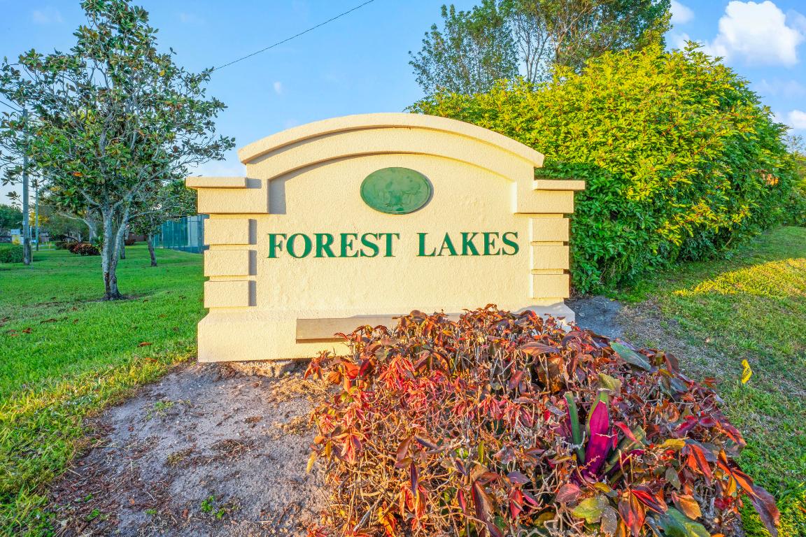 FOREST LAKES - Residential