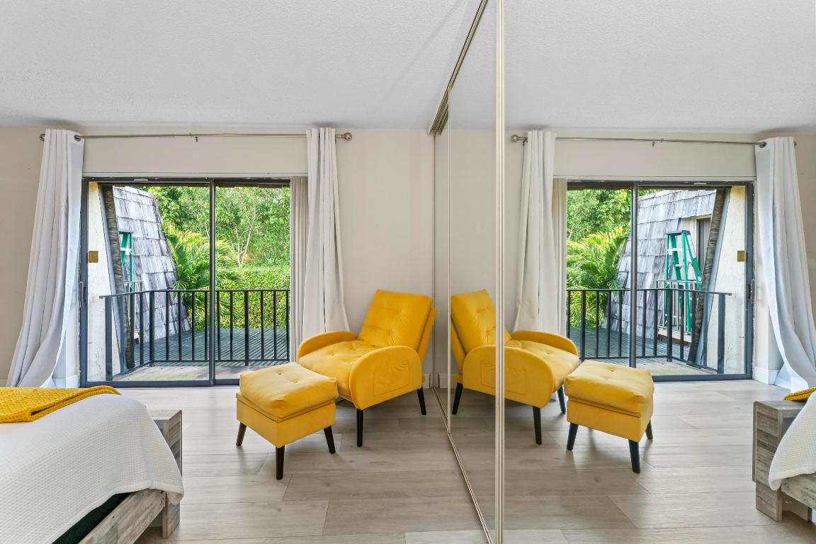 FOREST LAKES - Residential