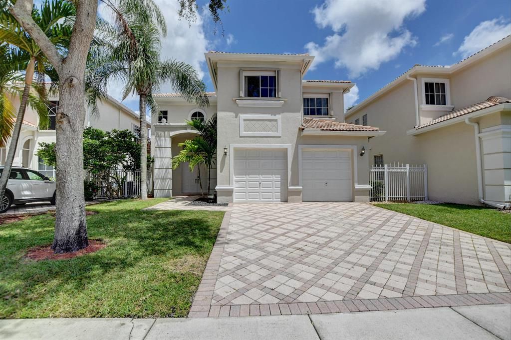 Photo of 9729 Vineyard Court, Boca Raton, FL 33428 (MLS # R10739273)