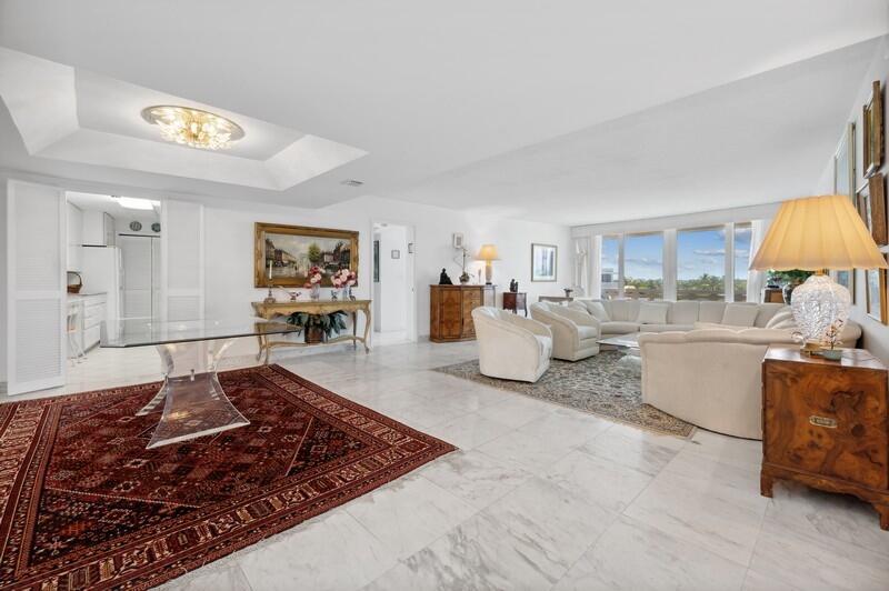 SUN AND SURF ONE HUNDRED - Residential