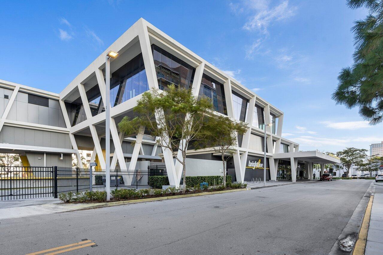 CITYPLACE SOUTH TOWER CON - Residential Lease