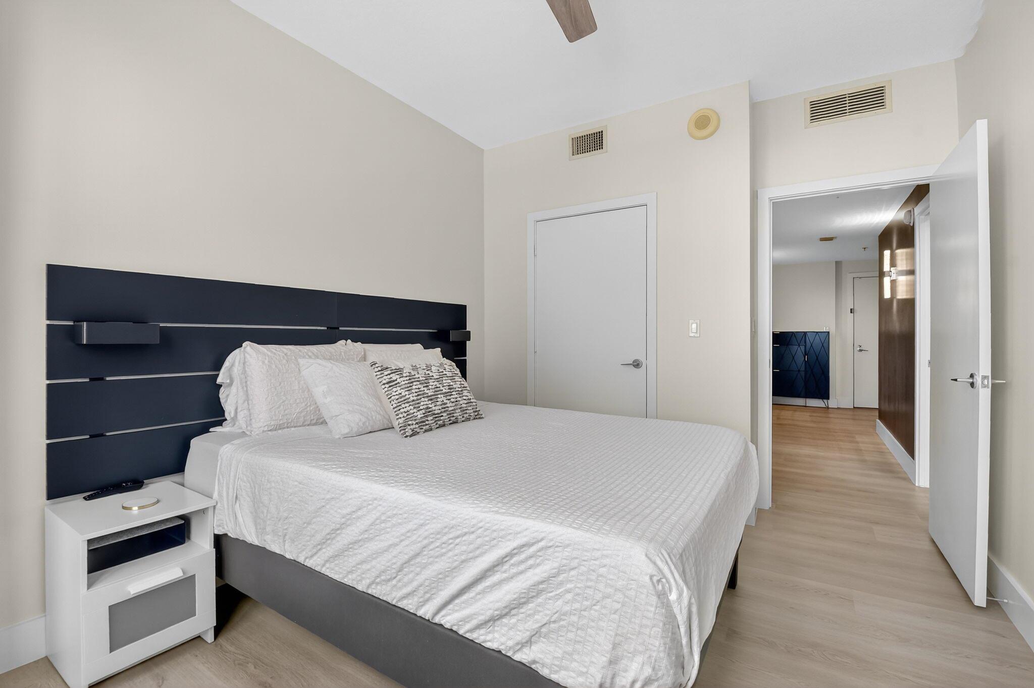 CITYPLACE SOUTH TOWER CON - Residential Lease