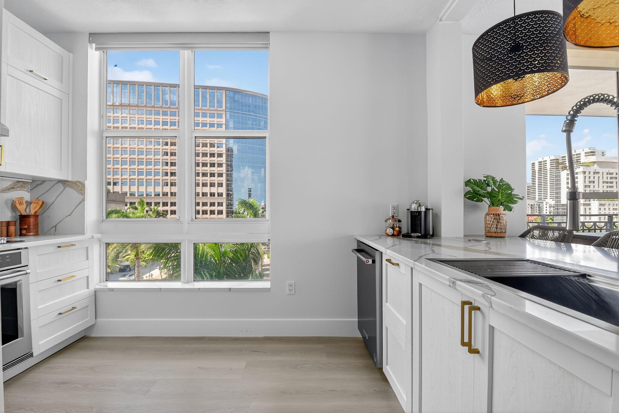 CITYPLACE SOUTH TOWER CON - Residential Lease