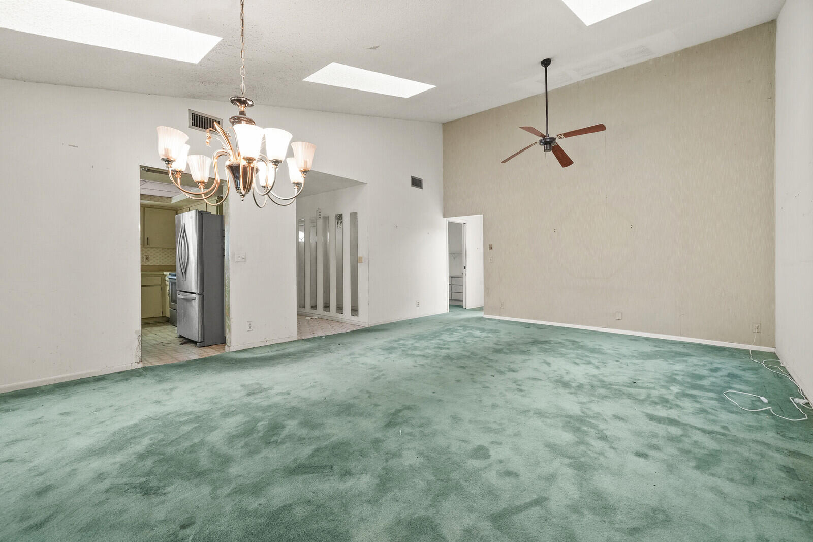 HOMEWOOD LAKES SEC D - Residential