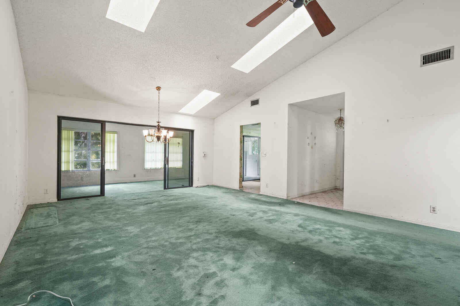 HOMEWOOD LAKES SEC D - Residential