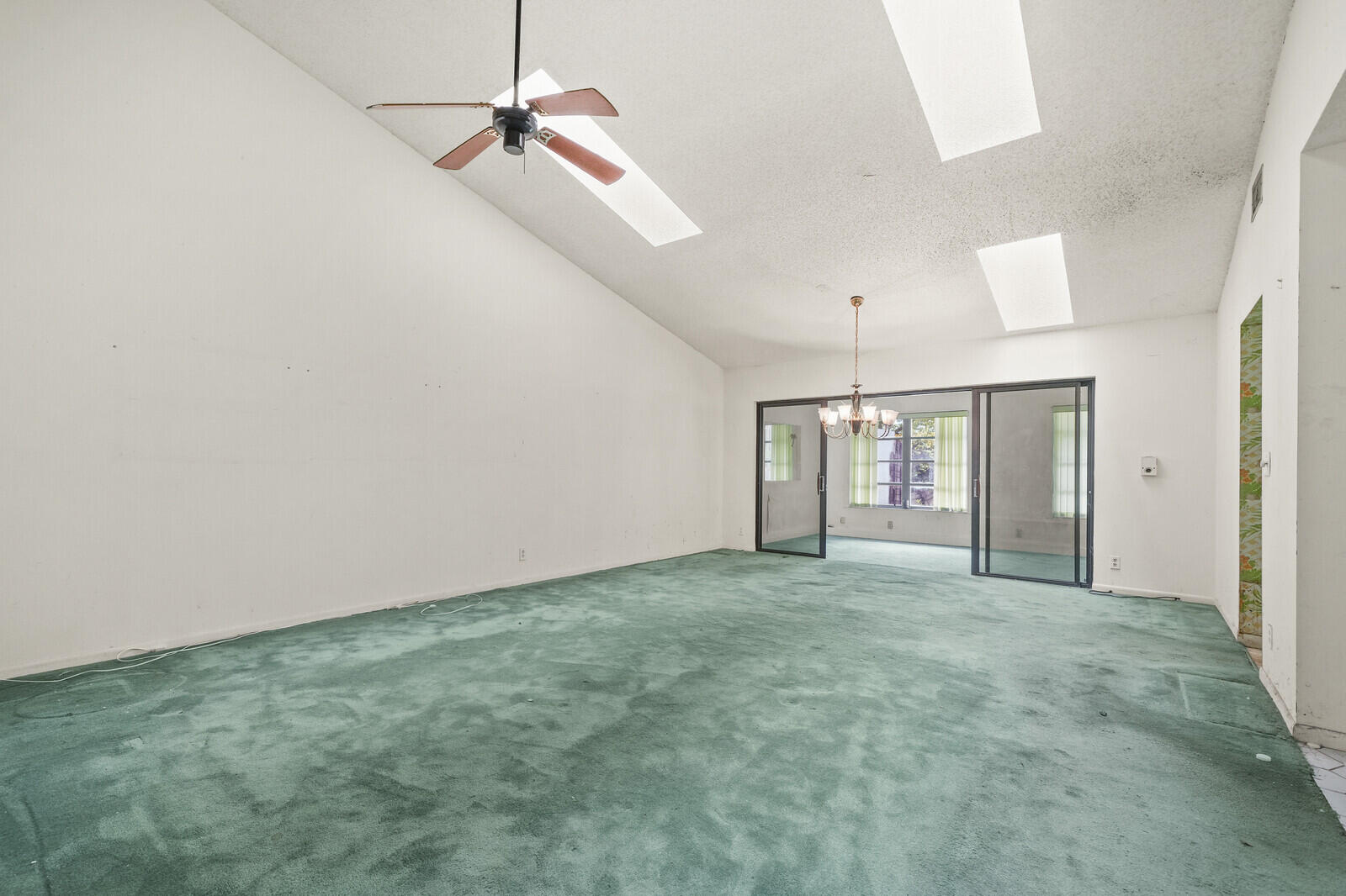 HOMEWOOD LAKES SEC D - Residential