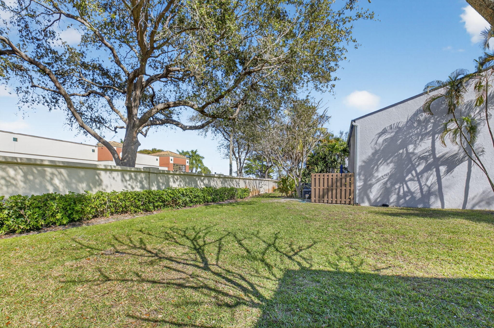 BOCA PINAR CONDO - Residential