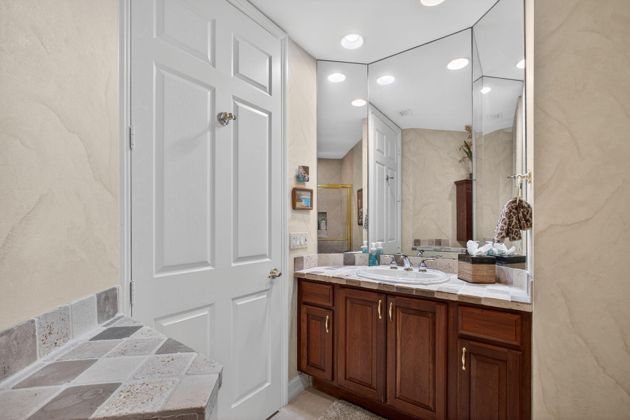 PALMS AT BALLENISLES CONDO - Residential