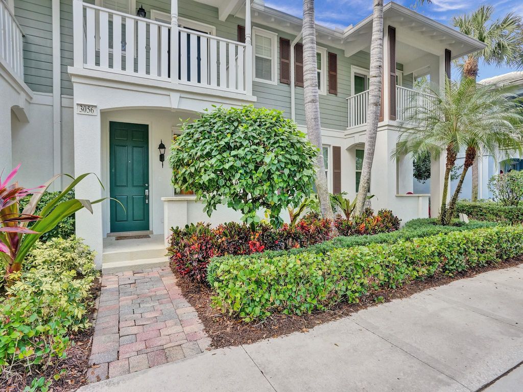Photo of 3056 W Community Drive, Jupiter, FL 33458 (MLS # F10416211)