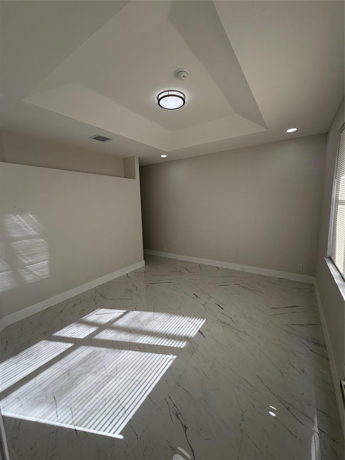 C & P Properties 160-34 B - Residential Lease