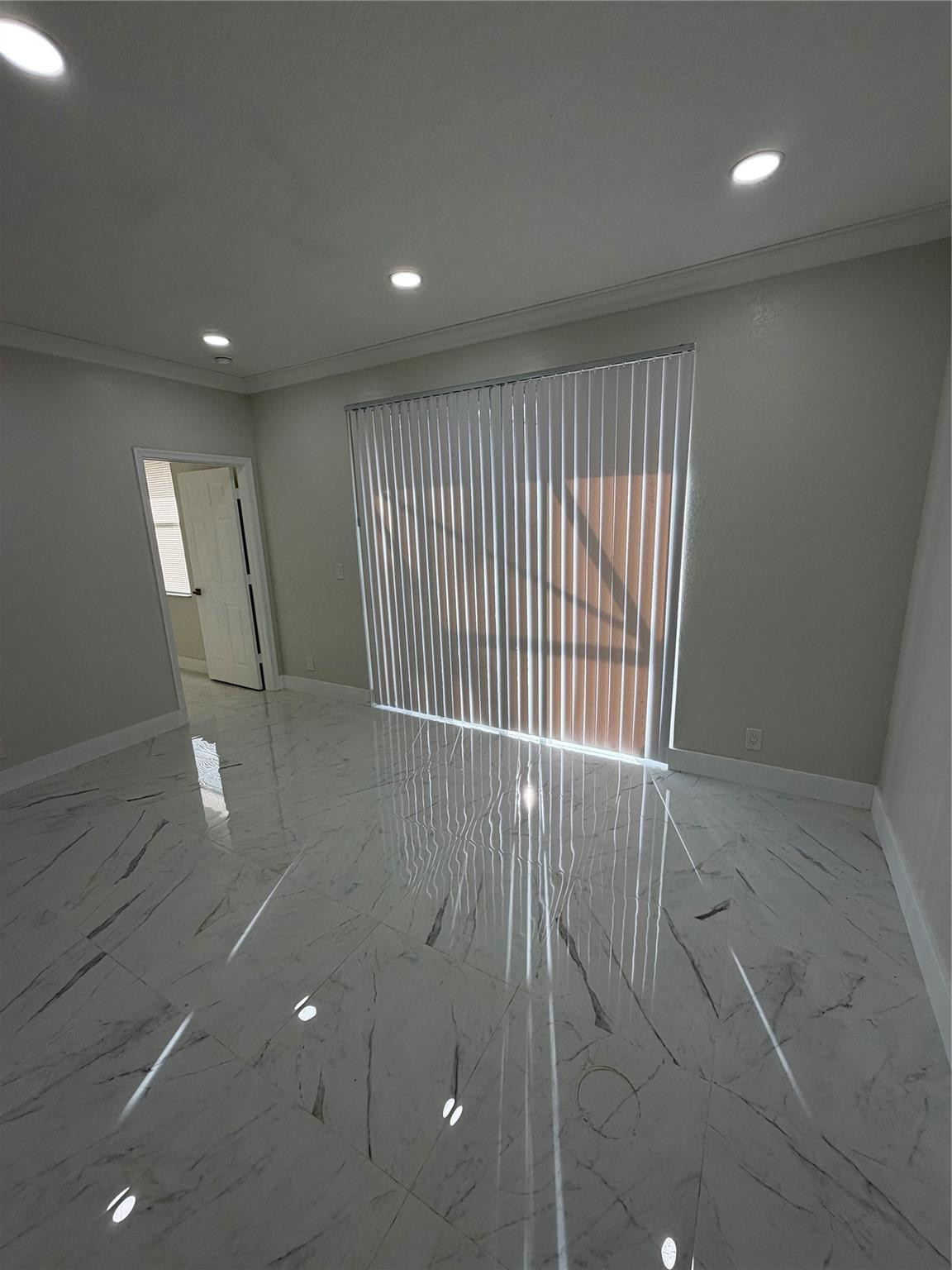 C & P Properties 160-34 B - Residential Lease