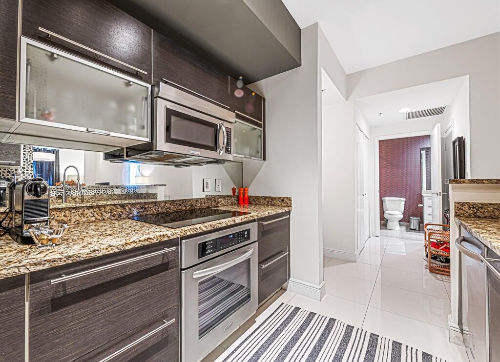 CITYPLACE SOUTH TOWER CON - Residential Lease