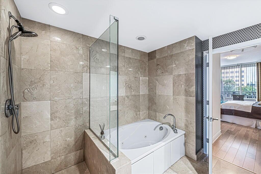 CITYPLACE SOUTH TOWER CON - Residential Lease