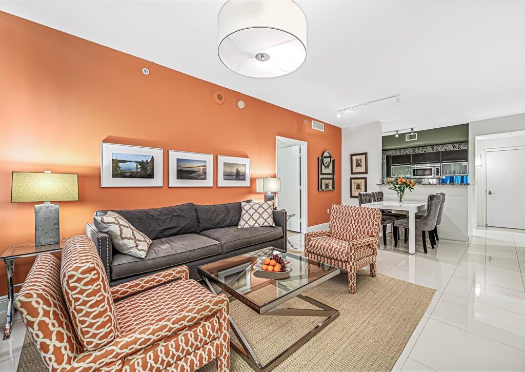 CITYPLACE SOUTH TOWER CON - Residential Lease