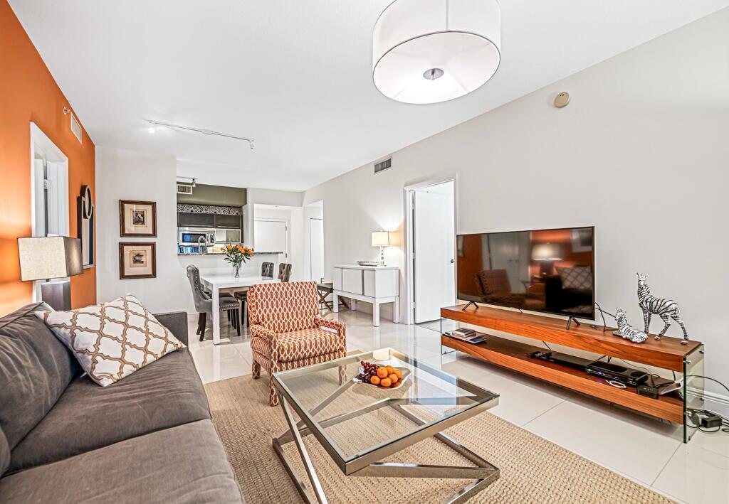 CITYPLACE SOUTH TOWER CON - Residential Lease