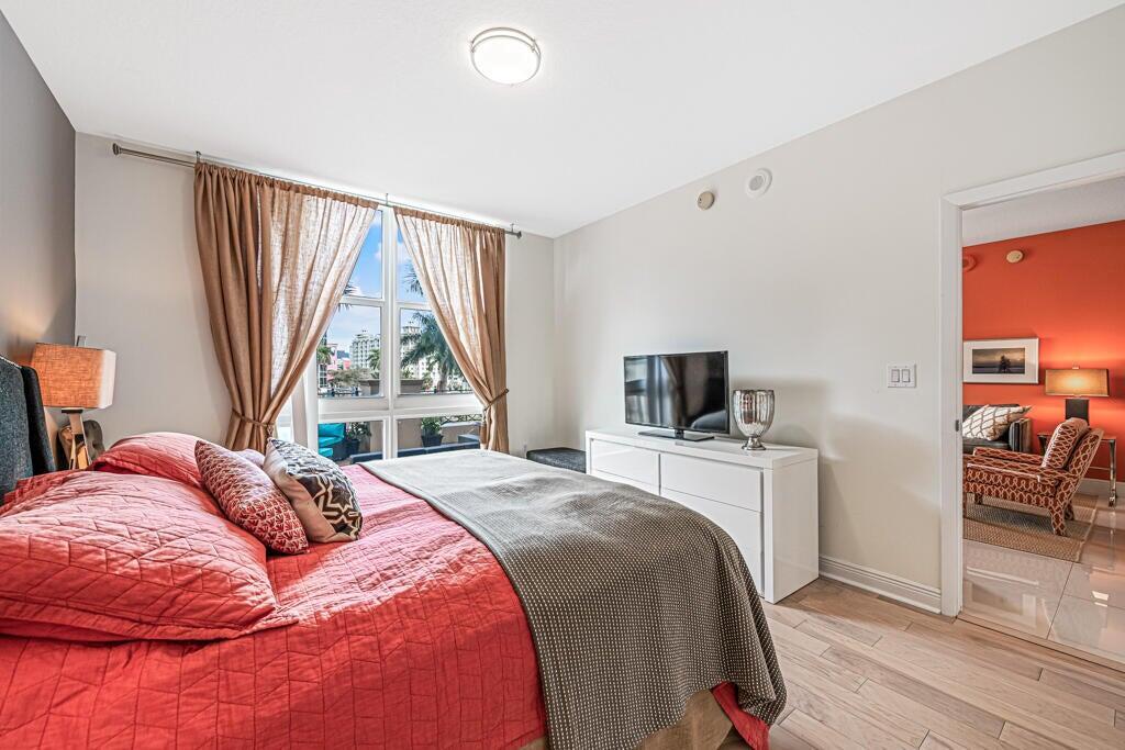 CITYPLACE SOUTH TOWER CON - Residential Lease