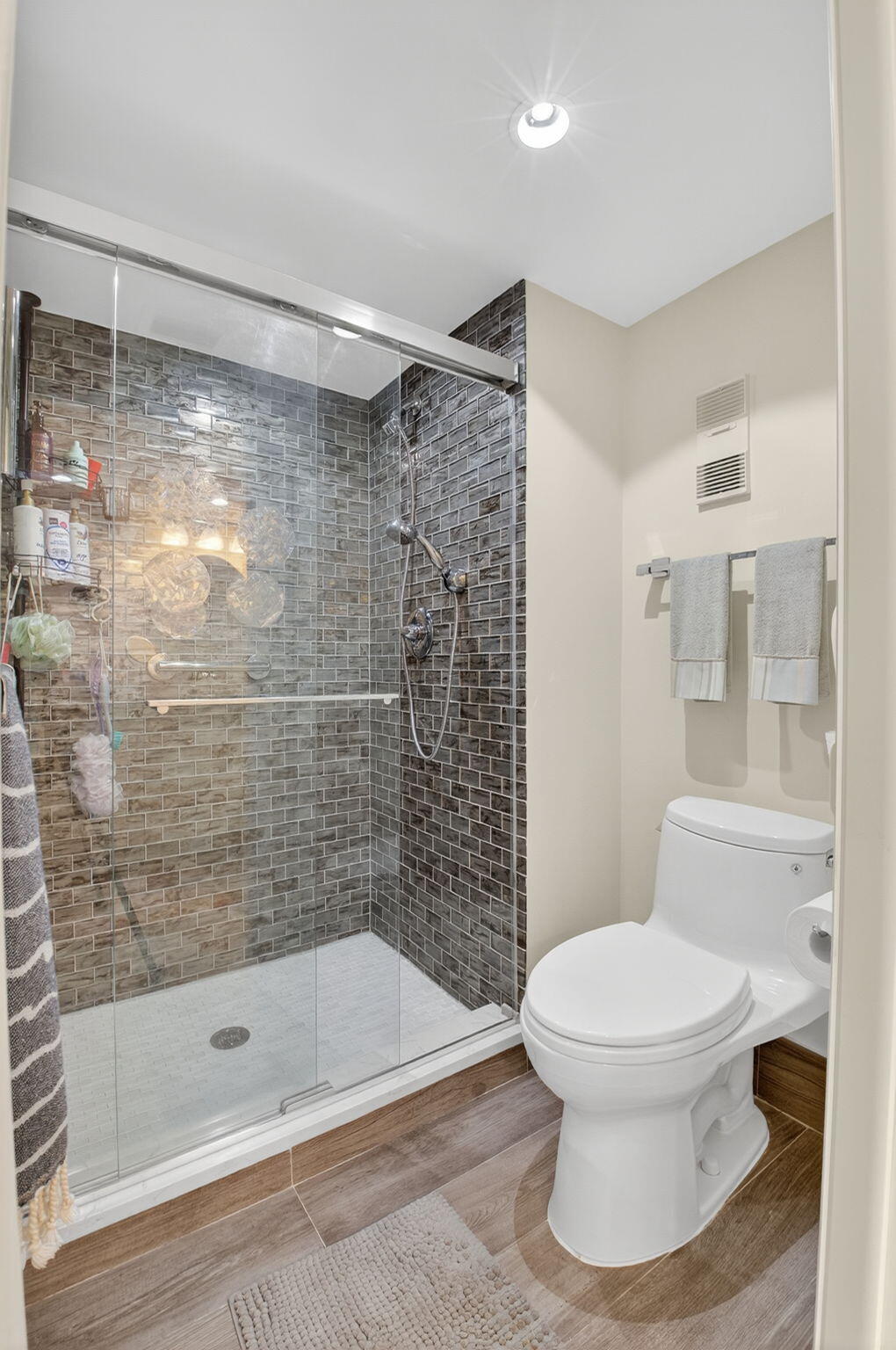GLENEAGLES CONDO II - Residential