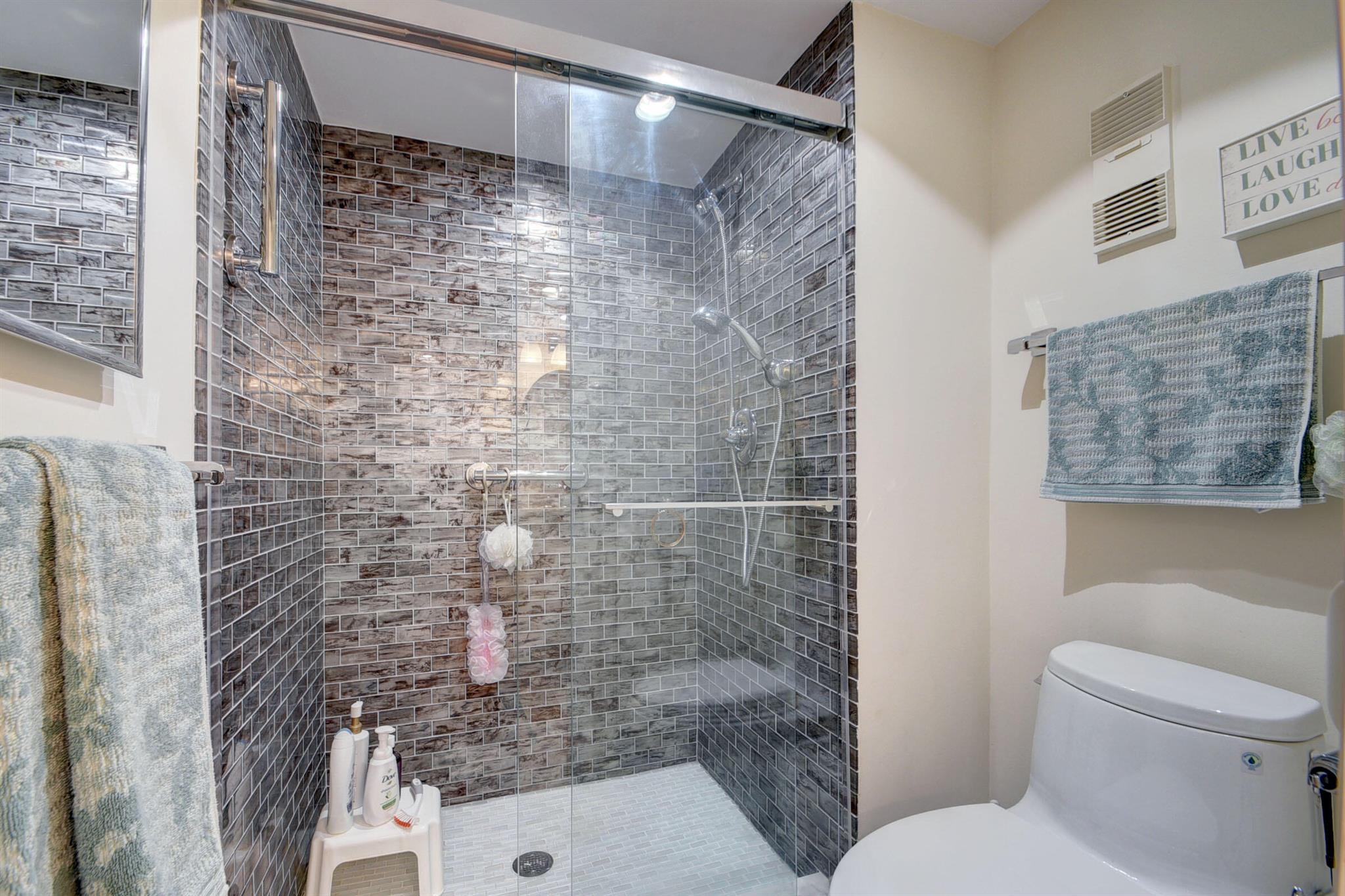 GLENEAGLES CONDO II - Residential