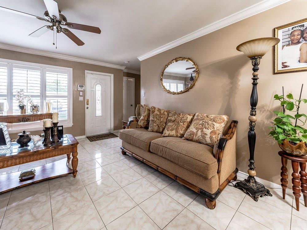 Castle Gardens 2 67-34 B - Residential