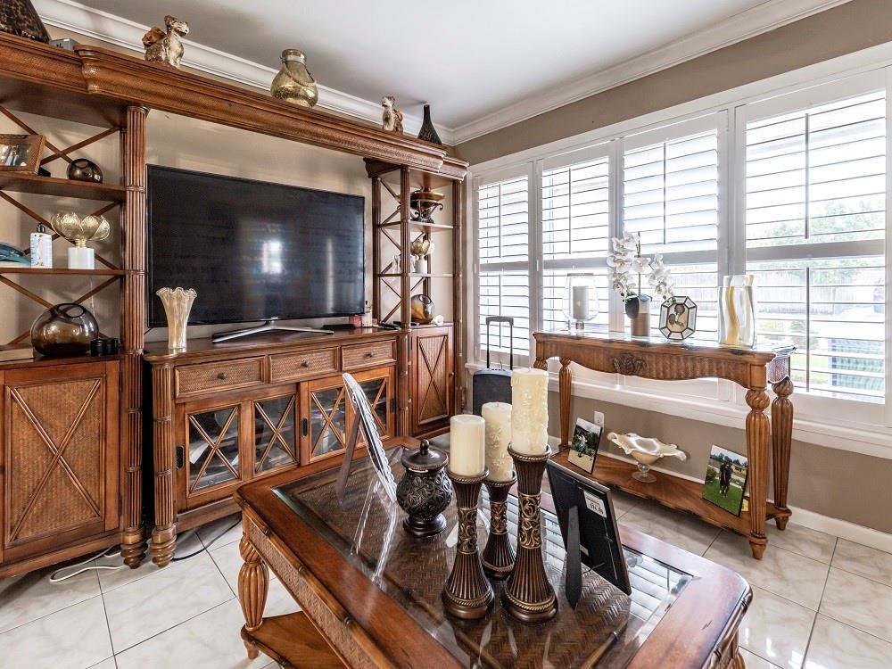 Castle Gardens 2 67-34 B - Residential