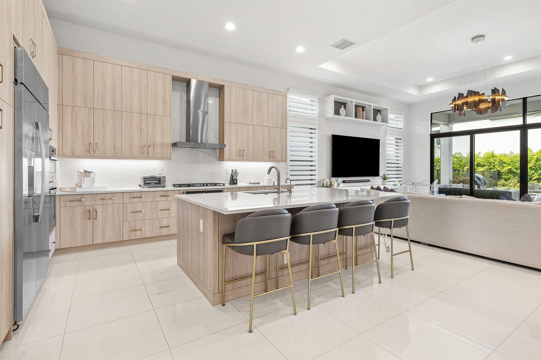 LOTUS PALMBOCA RATON GOLF - Residential