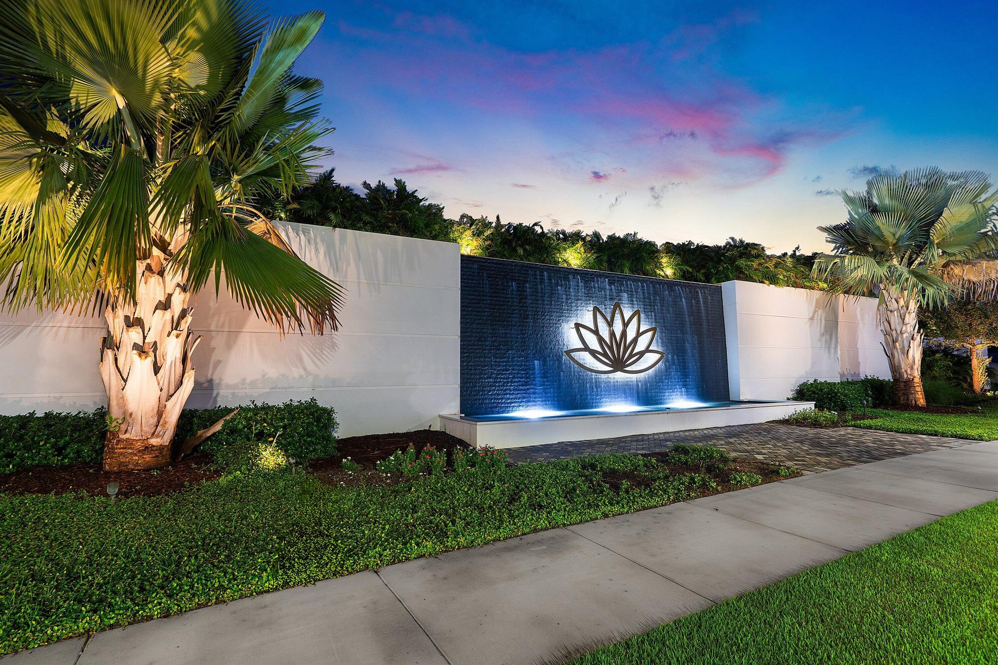 LOTUS PALMBOCA RATON GOLF - Residential