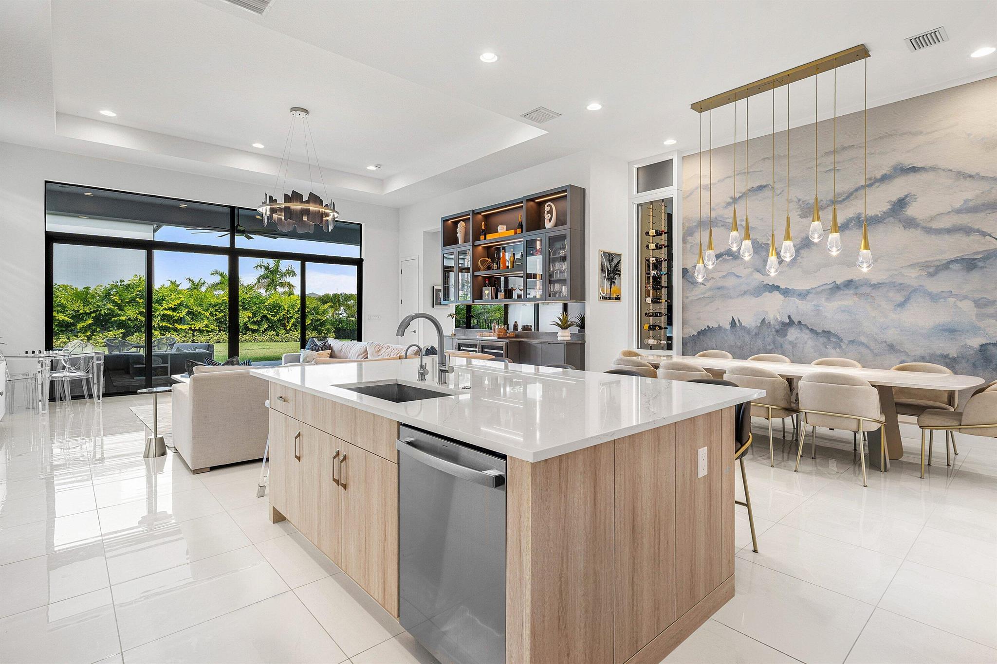 LOTUS PALMBOCA RATON GOLF - Residential