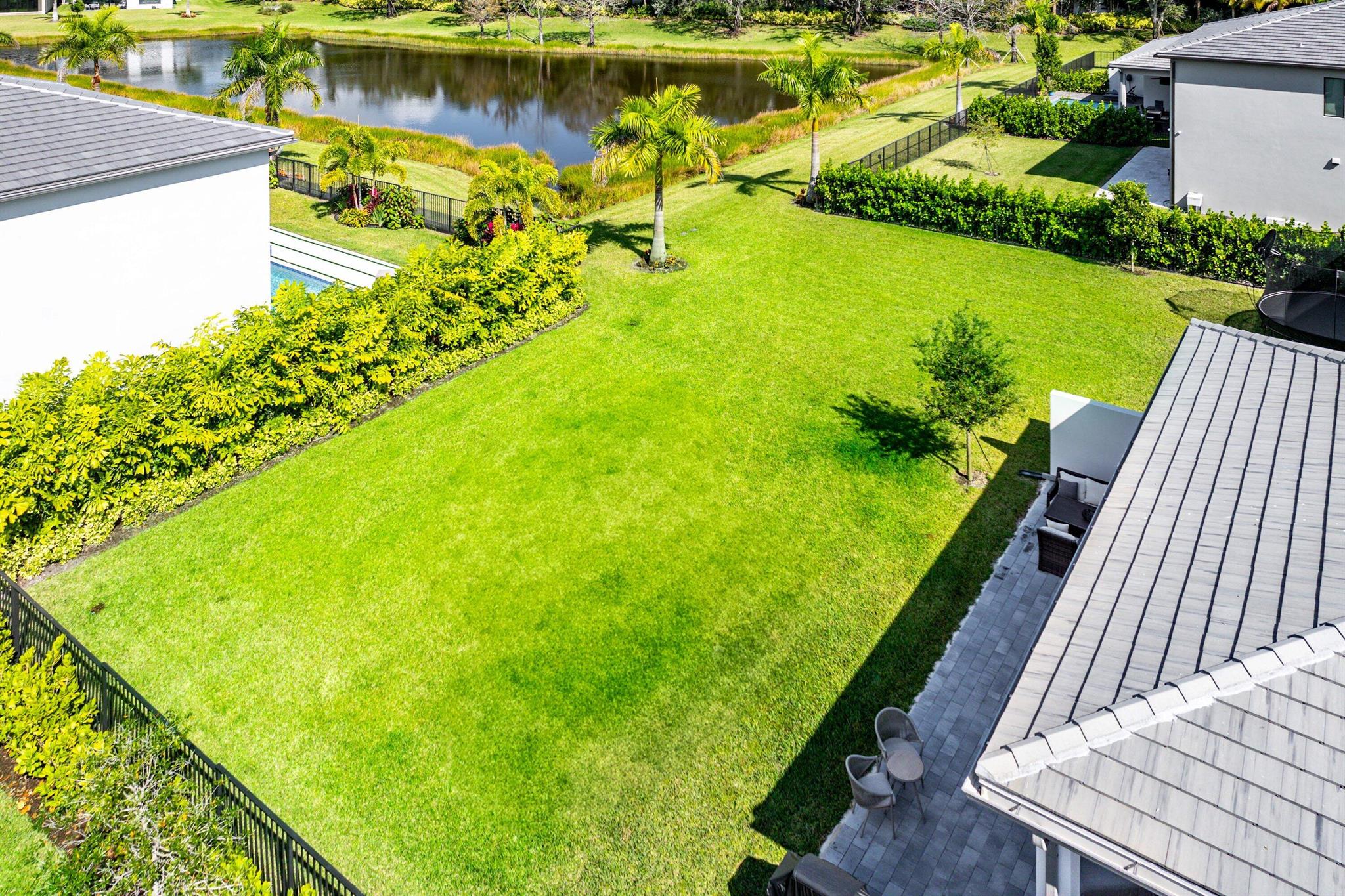 LOTUS PALMBOCA RATON GOLF - Residential