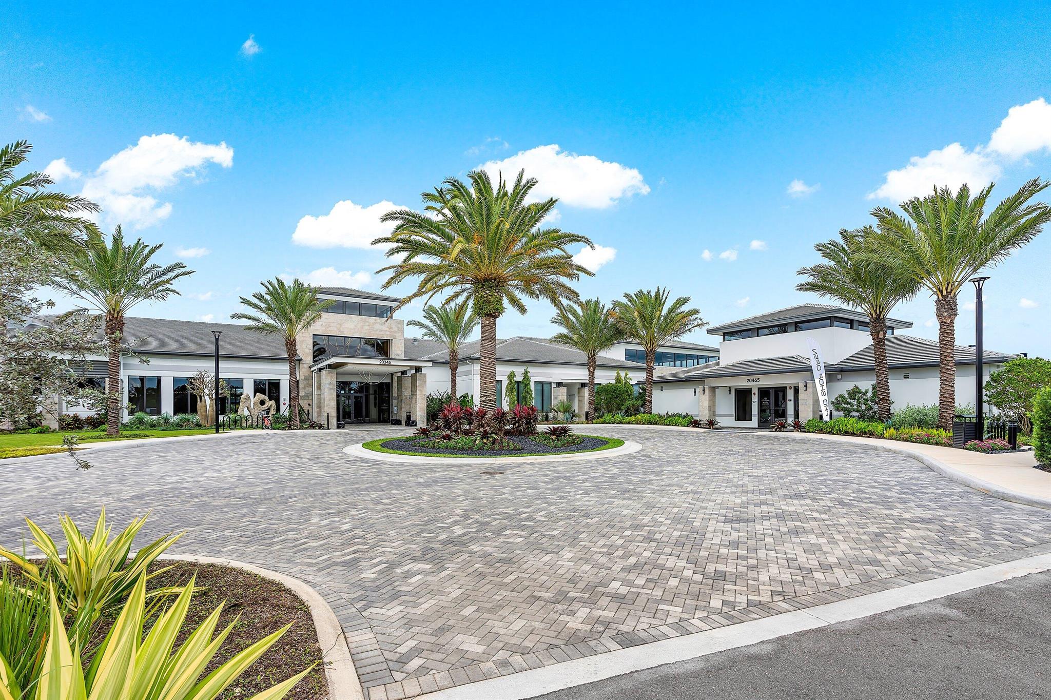 LOTUS PALMBOCA RATON GOLF - Residential